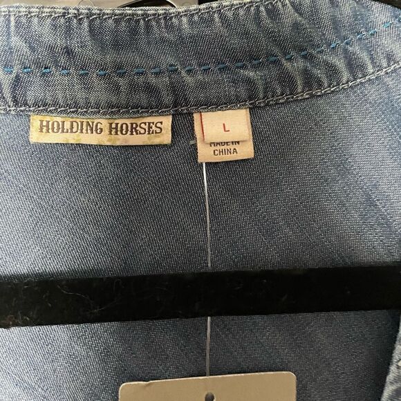 Holding horses stitched wrap vest NWT - Picture 7 of 7